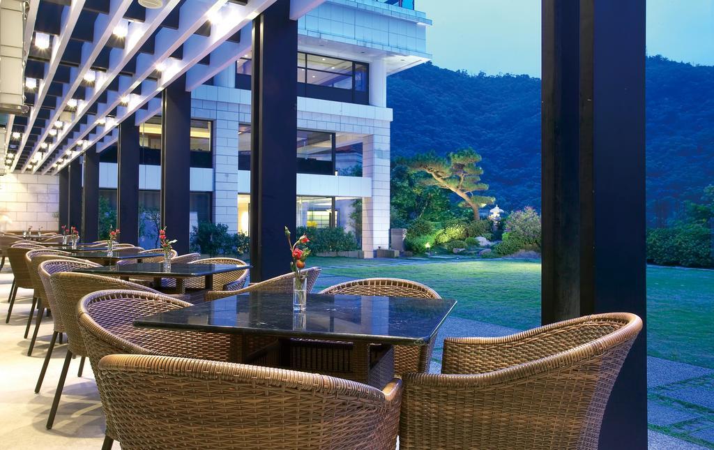 Spring City Resort Taipei Exteriör bild